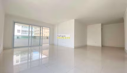 Ap NOVO com 4 dorms, Pompéia, Santos - R$ 2.3 mi