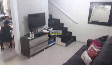 Sobrado com 2 dorms, Vila Voturua, São Vicente - R$ 270 mil, Cod: 1837