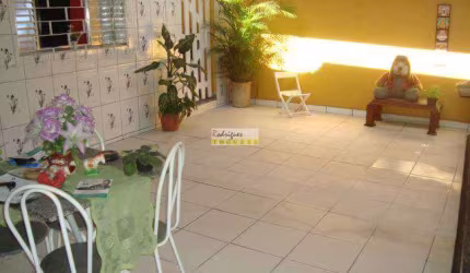 Casa em Santos bairro Castelo