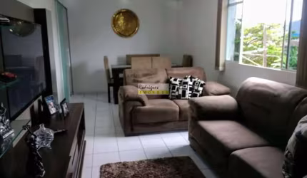 Apto reformado 2 dorms, Catiapoa, SV - R$ 235 mil