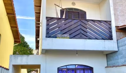 Sobrado com 3 dorms, suíte, Pq São Vicente - R$ 380 mil