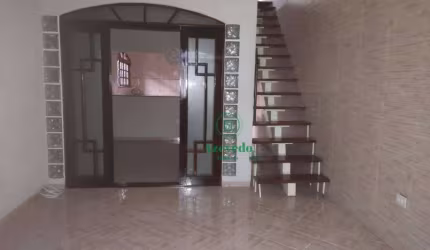 Sobrado com 4 dormitórios à venda, 191 m² por R$ 680.000,00 - Vila Nova Bonsucesso - Guarulhos/SP