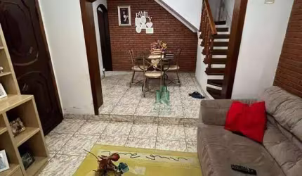 Casa com 3 dormitórios à venda, 250 m² por R$ 900.000,00 - Jardim Santa Cecília - Guarulhos/SP