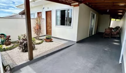 Casa com Quintal - Semimobiliada no Bairro Bela Vista em Palhoça/SC
