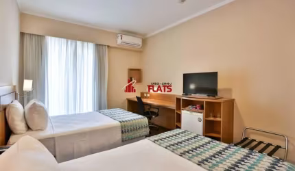 FLAT COM PREÇO IMPERDÍVEL EM MOEMA , APROVEITE!!
