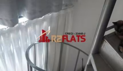 Flat Duplex com ótimo preço no bairro Itaim Bibi. Confira!