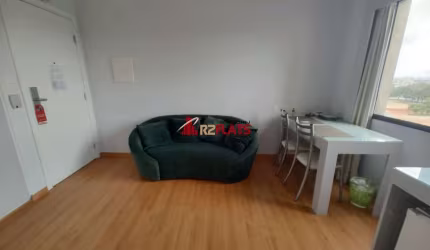 Flat com ótimo preço no bairro Campo Belo. Confira!