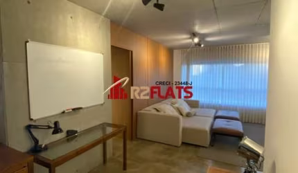Flat Alto Padrão com ótimo preço no bairro Vila Olímpia. Confira!