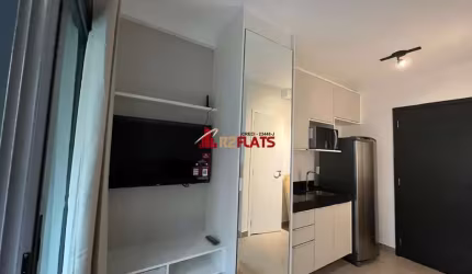 Flat com ótimo preço no bairro Pinheiros. Confira!