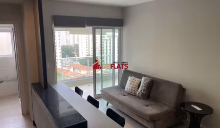 Flat com ótimo preço no bairro Campo Belo. Confira!