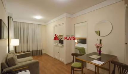Flat com ótimo preço no bairro Cidade Monções. Confira!