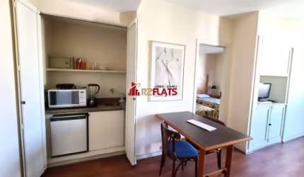 Flat com ótimo preço no bairro Cidade Monções. Confira!