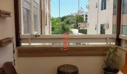APARTAMENTO CHARMOSO À VENDA EM BECO DOS MILIONÁRIOS-FLORIANÓPOLIS/SC