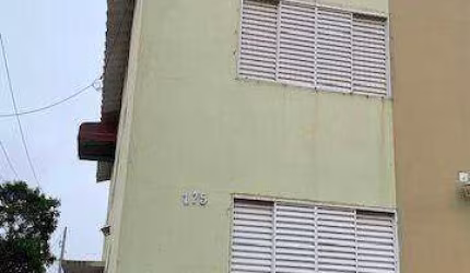Apartamento todo reformado 2 dorm próx. Pç Marcia Mentes Jd Vera Cruz
