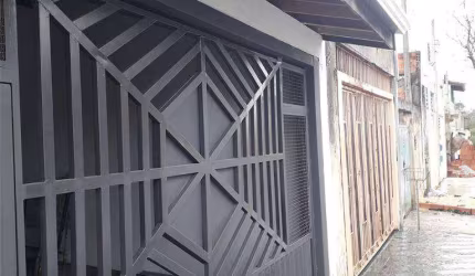 Casa com 3 dormitórios à venda, 125 m² por R$ 320.000,00 - Jardim Nilton Torres - Sorocaba/SP