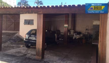Casa com 2 dormitórios à venda, 208 m² por R$ 780.000,00 - Jardim Helena Cristina - Sorocaba/SP