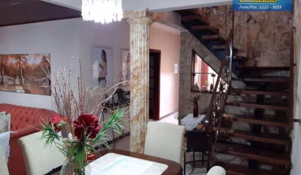 Casa com 4 dormitórios à venda, 250 m² por R$ 695.000,00 - Wanel Ville - Sorocaba/SP