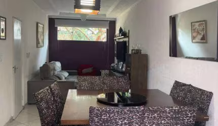 Casa no Cidade Jardim com  120 m² de área construída em um terreno de 800  m² que aceita estudar troca por casa em condomínio  ou apartamento
