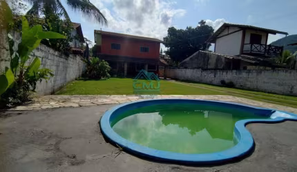 Sobrado para Venda em Ubatuba, Praia da Lagoinha, 4 dormitórios, 3 banheiros, 5 vagas