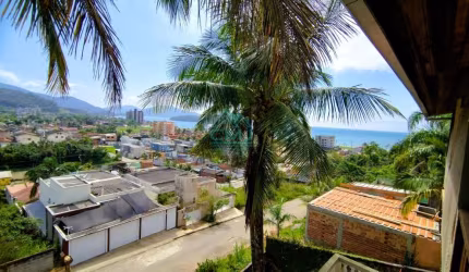 Casa para Temporada em Caraguatatuba, Massaguaçu, 2 dormitórios, 2 banheiros, 2 vagas