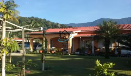 Casa para Venda em Caraguatatuba, Massaguaçu, 4 dormitórios, 1 suíte, 3 banheiros, 6 vagas