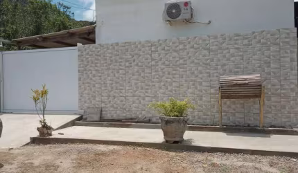 Casa para Temporada em Ubatuba, Praia da Lagoinha, 2 dormitórios, 1 suíte, 1 banheiro, 2 vagas