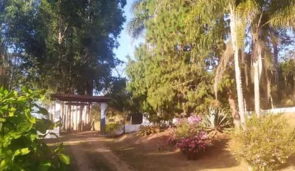 Sítio para Venda em Bragança Paulista, Guaripocaba, 3 dormitórios, 2 banheiros, 10 vagas