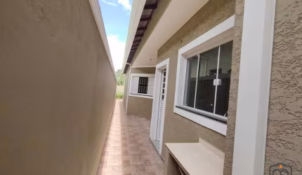 Casa para Venda em Atibaia, Jardim Brogotá, 2 dormitórios, 1 suíte, 2 banheiros, 2 vagas