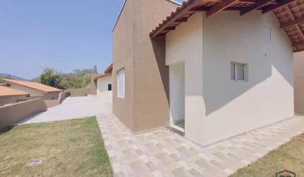 Casa em Condomínio para Venda em Atibaia, Chácara Brasil, 2 suítes, 1 banheiro, 2 vagas