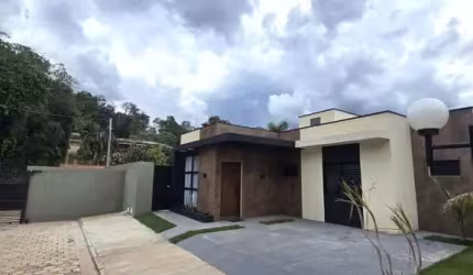 Casa em Condomínio para Venda em Atibaia, Jardim Estância Brasil, 3 dormitórios, 1 suíte, 2 banheiros, 2 vagas