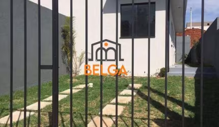 Casa para Venda em Atibaia, Vila Santa Helena - Tanque, 2 dormitórios, 1 banheiro, 2 vagas