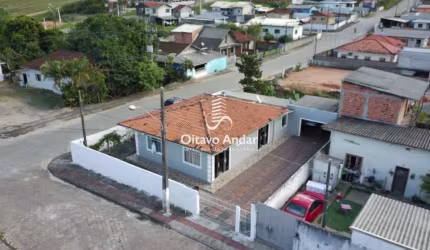 Casa 3 Quartos com Piscina - Cachoeira