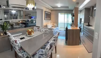 Apartamento à venda na Praia João Rosa - Biguaçu