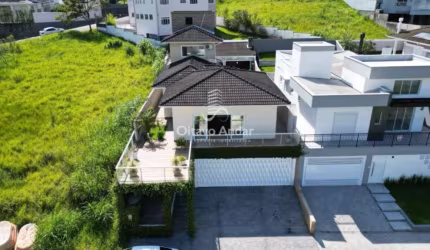 Casa 4 Quartos com 2 Suítes - Pedra Branca