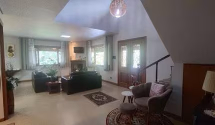 Casa com 4 dormitórios à venda, 450 m² por R$ 1.800.000,00 - Jardim Arujá - Arujá/SP