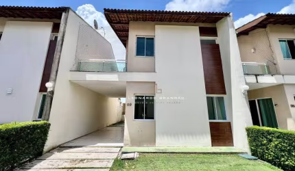 Casa em condomínio no Jos de Alencar com 3 suites