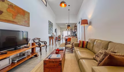 Casa 3 Dorms(suíte) Condomínio Malibu - Repleta de armários