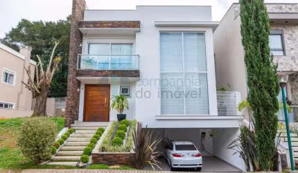 Belissima casa em condomínio, 5 quartos, 4 vagas