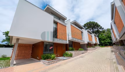 Casas em Condomínio Alto Padrão - 4 suítes,  Xaxim