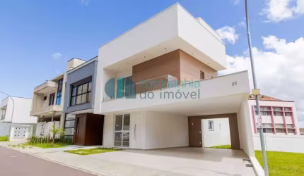 Casa em Condomínio com 3 Suítes no Bairro Alto