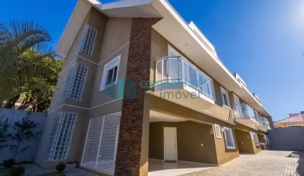 Triplex em condomínio à Venda, Pilarzinho 213m²
