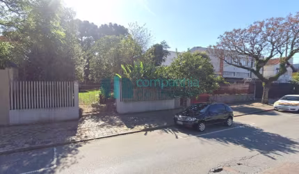 Terreno à Venda no Água Verde, 980m²