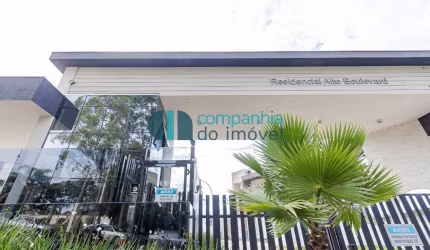 Casa em Condomínio com 3 Suítes no Bairro Alto