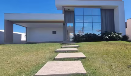 Magnifica casa térrea a venda, no condomínio Xapada Ytu, com 3 suítes mobiliada.
