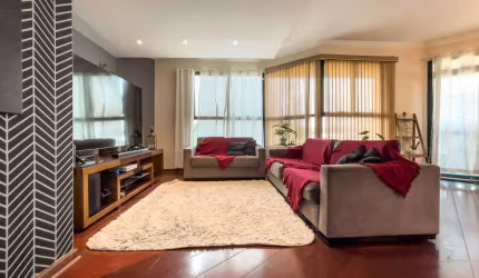 Luxuoso apartamento no edifício Flamboyant a venda e abaixo do preço