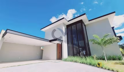 Casa com 4 dormitórios à venda, 350 m² por R$ 2.760.000,00 - Condomínio Villas do Golfe - Itu/SP