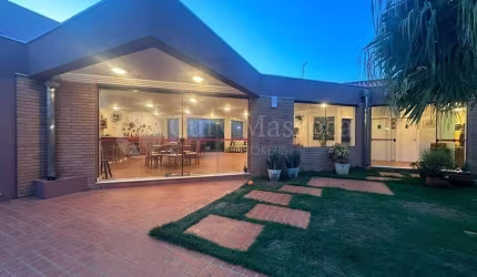 Casa com 4 dormitórios à venda, 500 m² por R$ 3.800.000,00 - Condomínio Jardim Theodora - Itu/SP