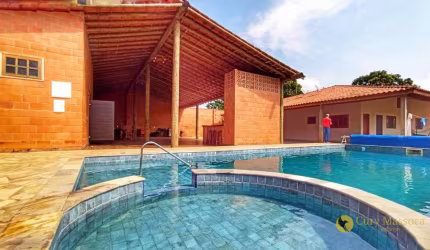 Chácara com 3 dormitórios à venda, 1447 m² por R$ 899.990,00 - Chácara Iracema - Salto/SP