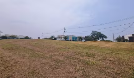 MAGNÍFICO TERRENO À VENDA NO CONDOMÍNIO PLAZA ATHÉNEÉ EM ITU
