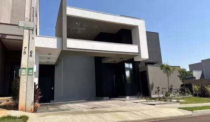Casa com 3 dormitórios à venda, 188 m² por R$ 2.000.000,00 - Condomínio Quinta do Salto - Araraquara/SP